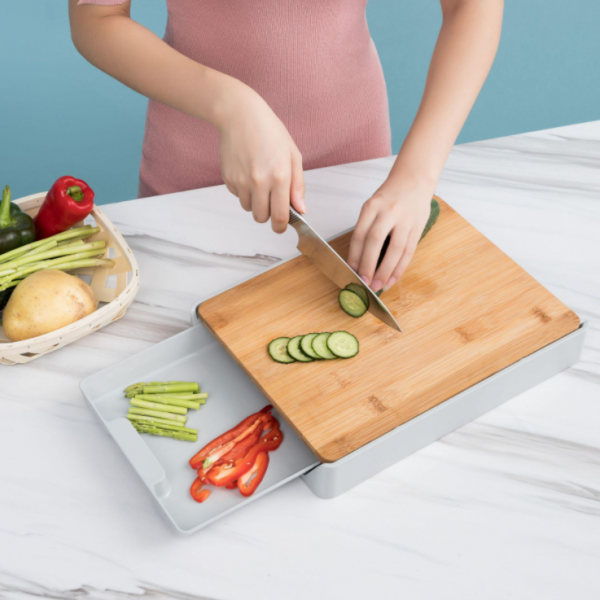Aveco bamboo cutting board with grey drawer easy to carry