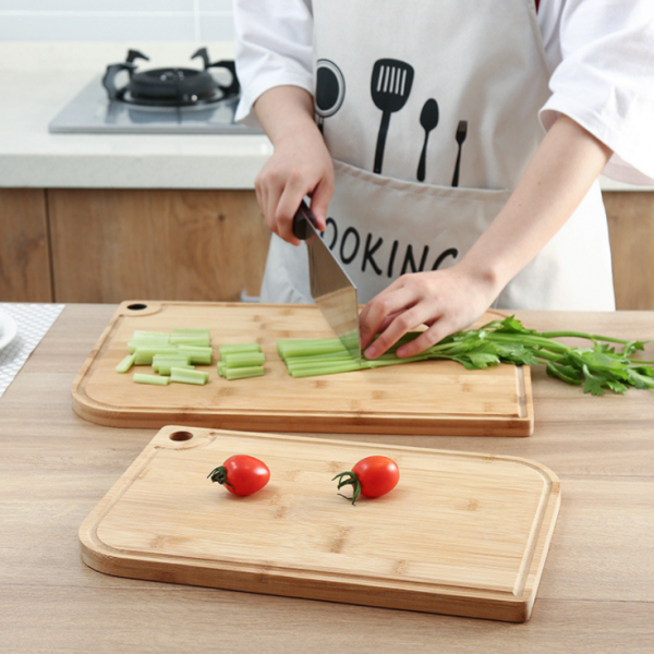 Thicken bamboo cutting board easy to clean and hangable